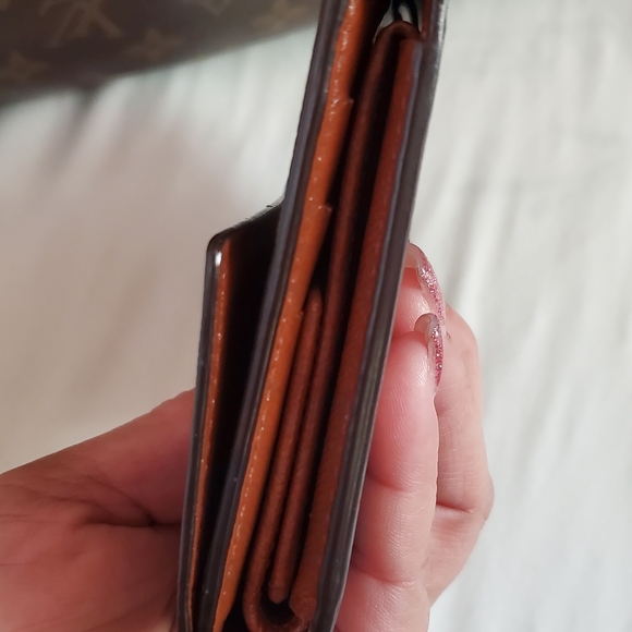 SOLD! BUNDLE Speedy 35 & Trifold Wallet - Picture 15 of 16